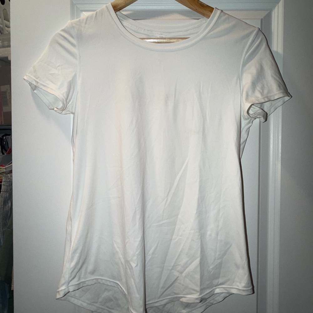 TLeggings Soft White Short Sleeve Tee